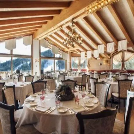 Hotel Cristal Palace 4*