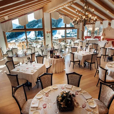 Cristal Palace 4*
