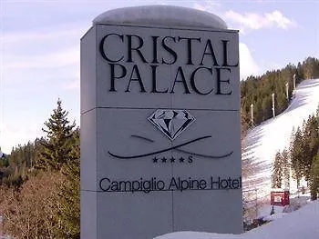 Cristal Palace Hotel Madonna