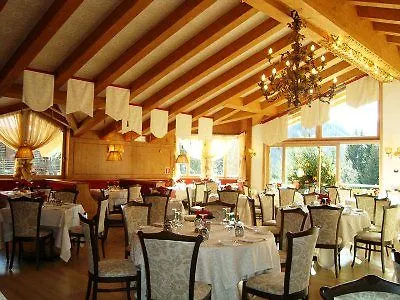 Hotel Cristal Palace Madonna