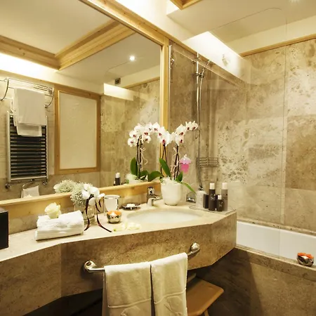 Cristal Palace 4*